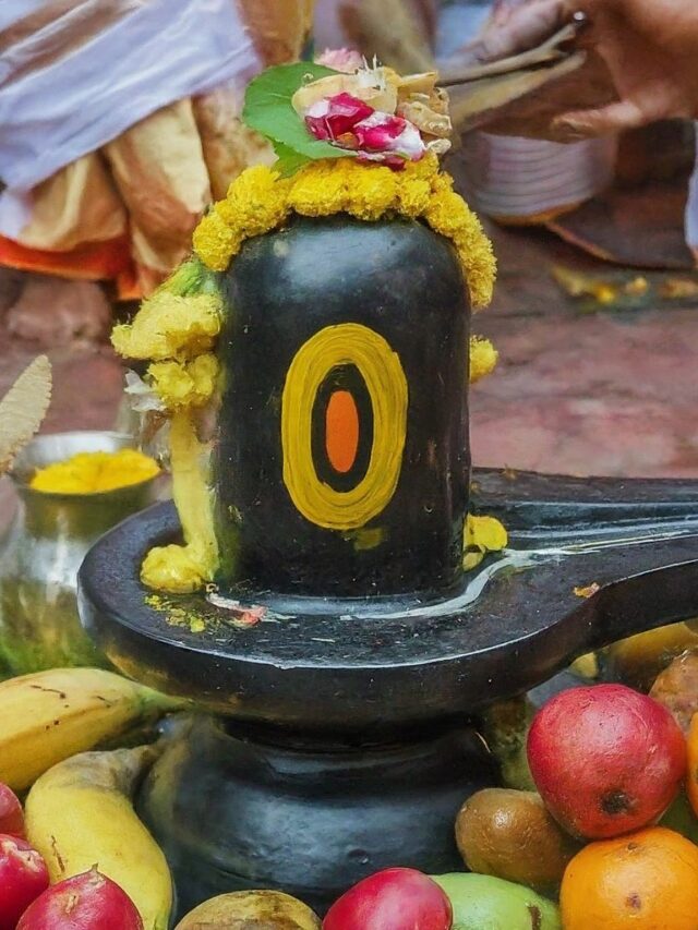 प्रदोष व्रत में क्या खाएं? स्वादिष्ट और पौष्टिक फलाहार विकल्प